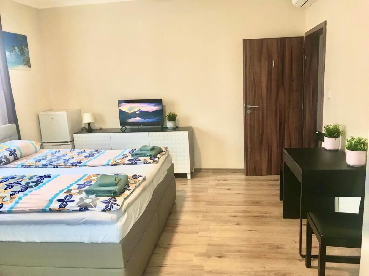 فندق Fresh House براغ المظهر الخارجي الصورة
